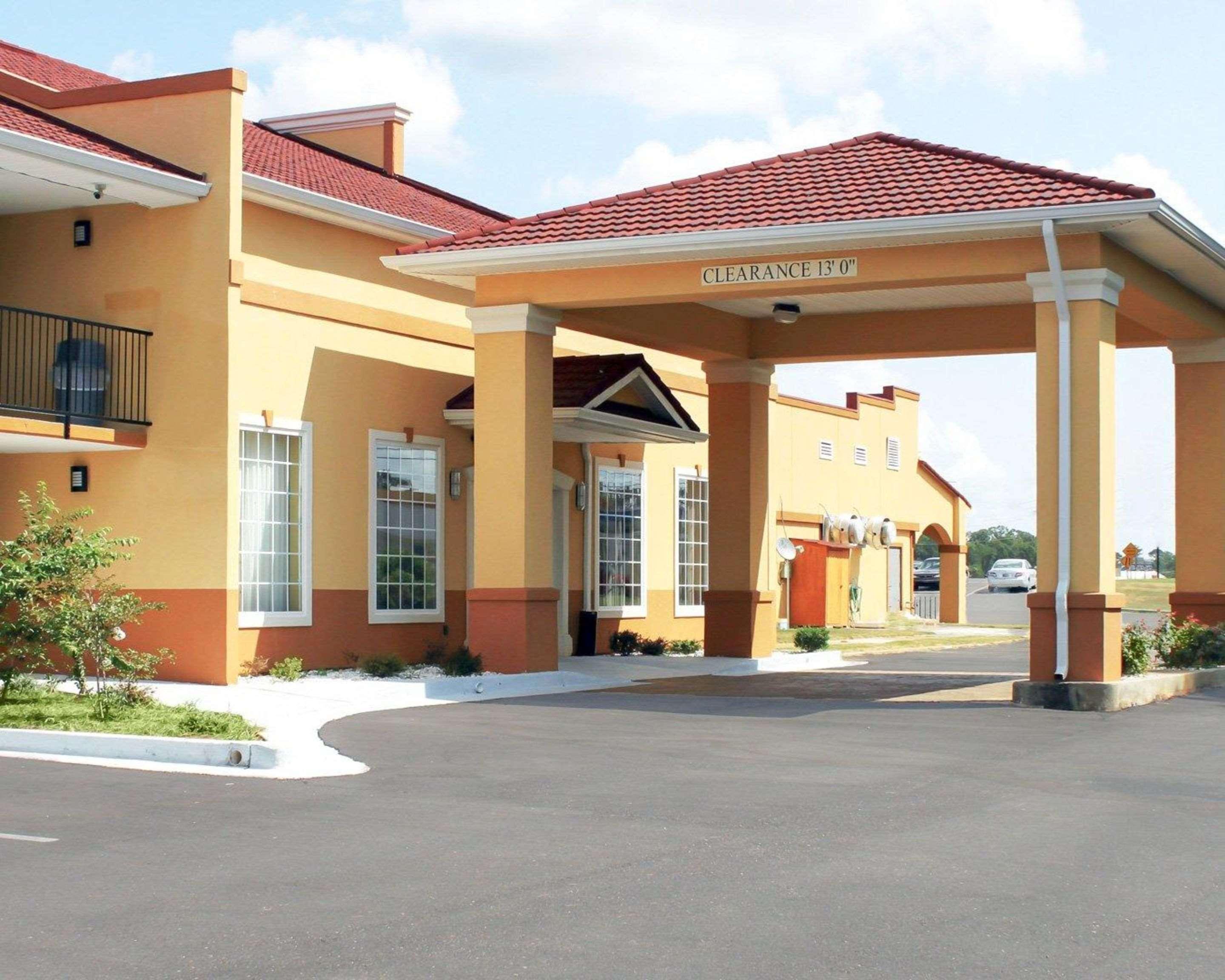 Quality Inn & Suites Greenville I-65 Экстерьер фото