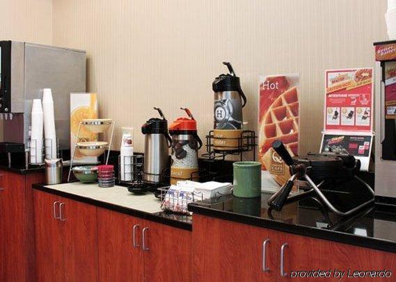 Quality Inn & Suites Greenville I-65 Ресторан фото