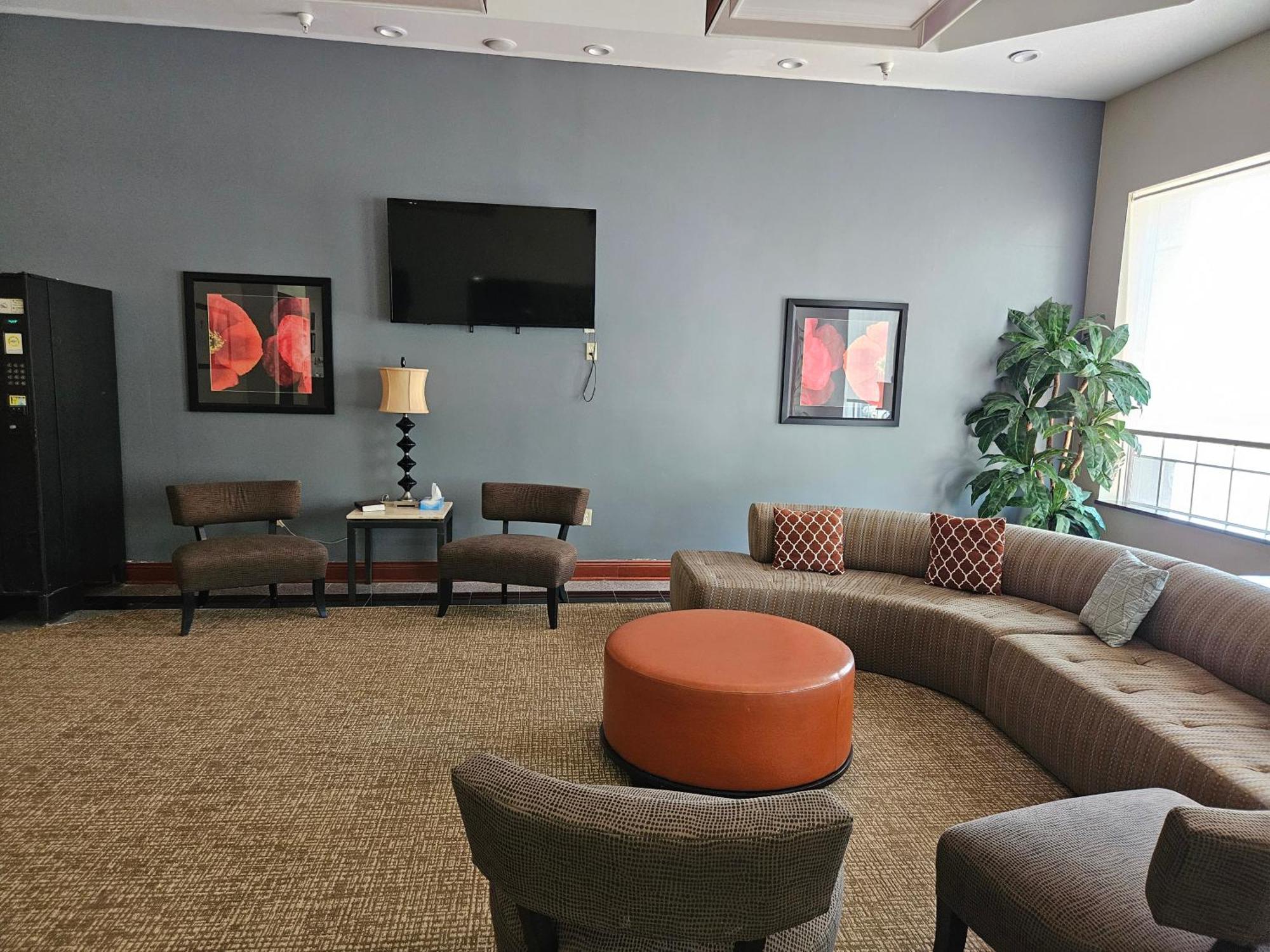 Quality Inn & Suites Greenville I-65 Экстерьер фото
