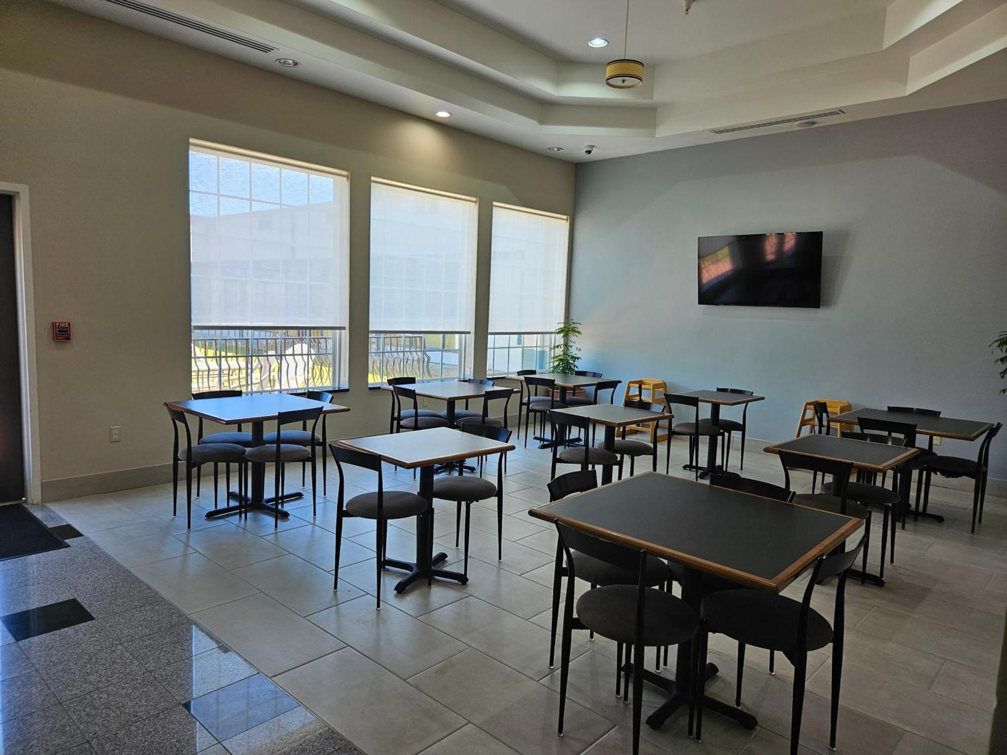 Quality Inn & Suites Greenville I-65 Экстерьер фото