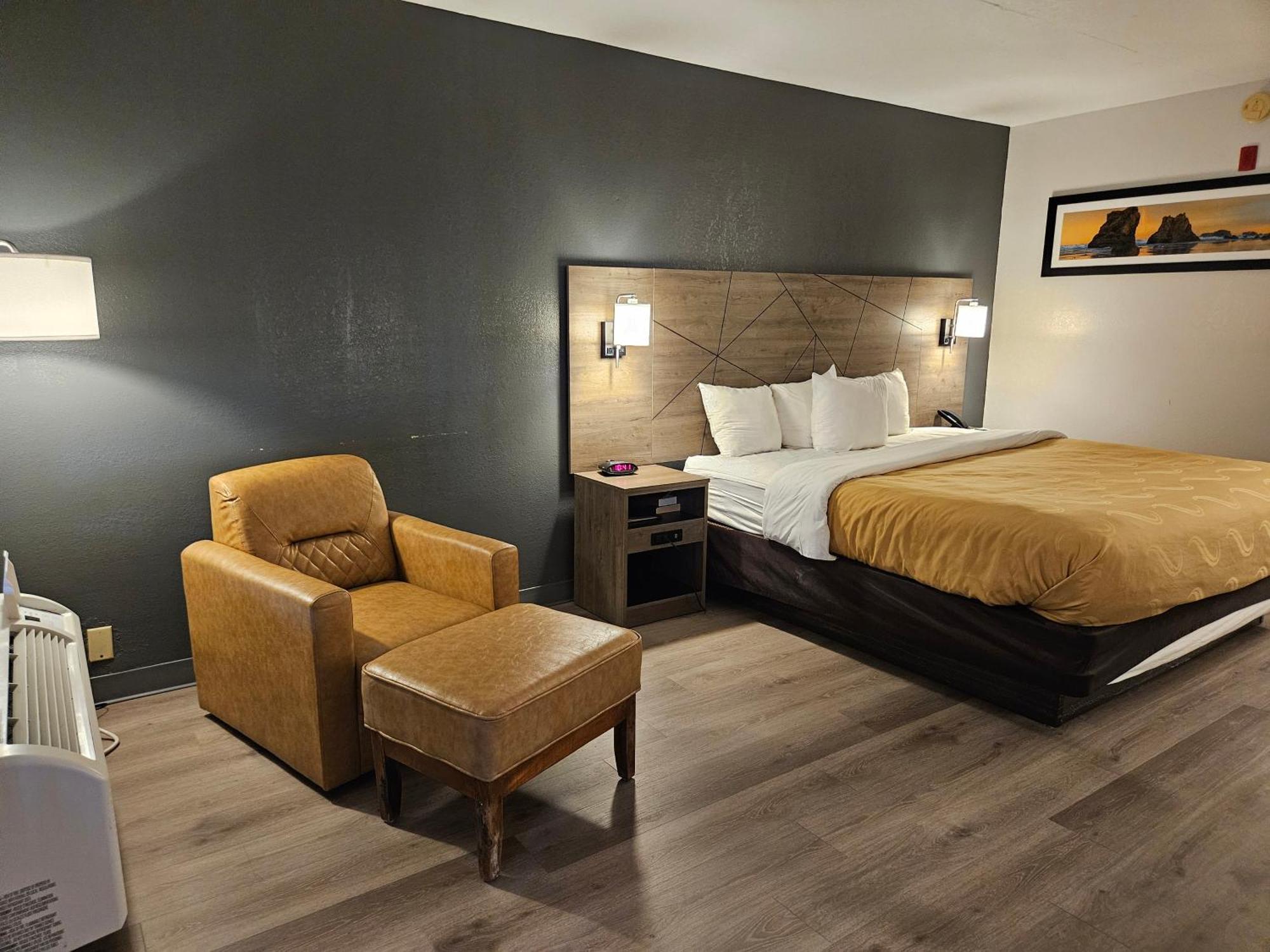 Quality Inn & Suites Greenville I-65 Экстерьер фото